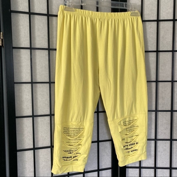 Matching Oversized Embroidered Elephant Shirt & Capris Leggings Yellow Large - Picture 5 of 15